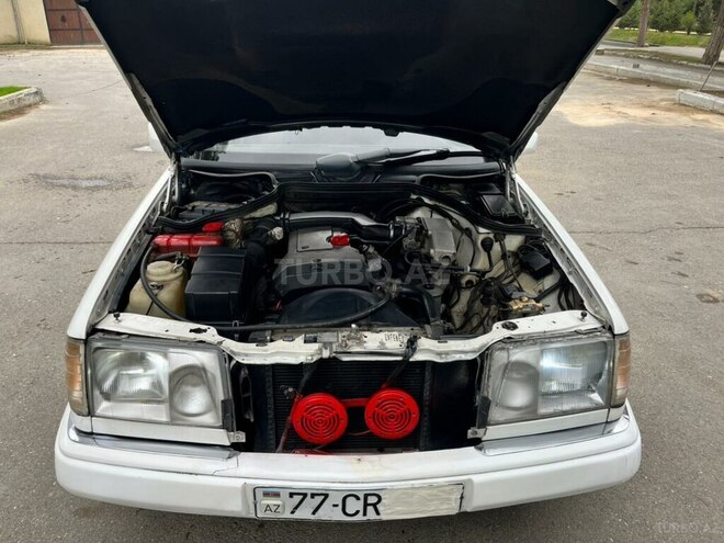 Mercedes E 220 1994, 480,000 km - 2.2 l - Bakı