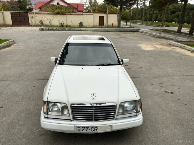 Mercedes E 220 1994, 480,000 km - 2.2 l - Bakı