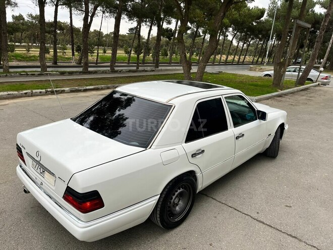 Mercedes E 220 1994, 480,000 km - 2.2 l - Bakı