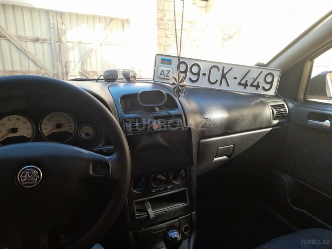 Opel Astra 2002, 380,000 km - 1.7 l - Bakı