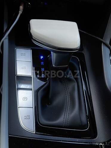 Hyundai Elantra-15
