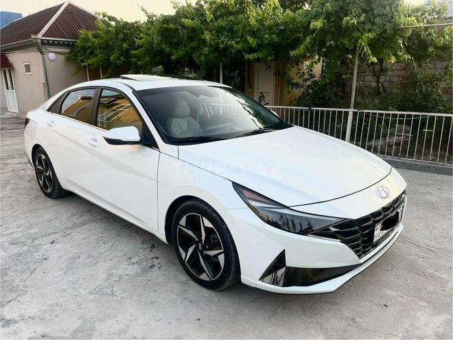 Hyundai Elantra-5