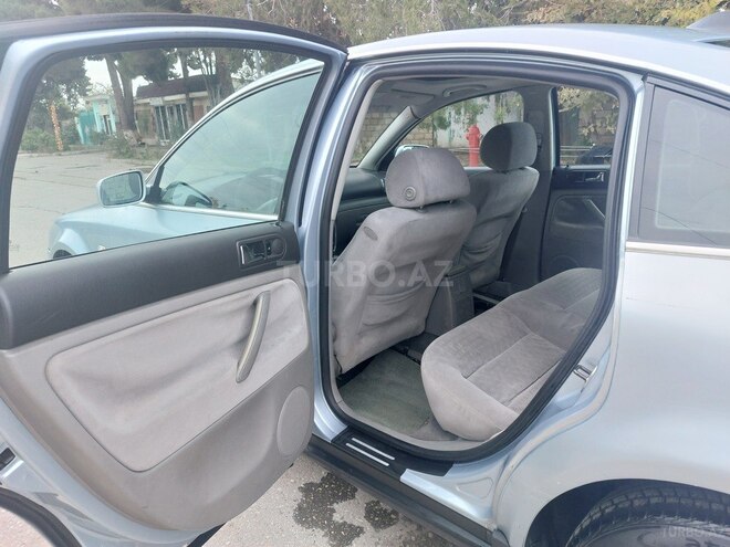 Volkswagen Passat 2003, 280,000 km - 1.8 l - Bakı