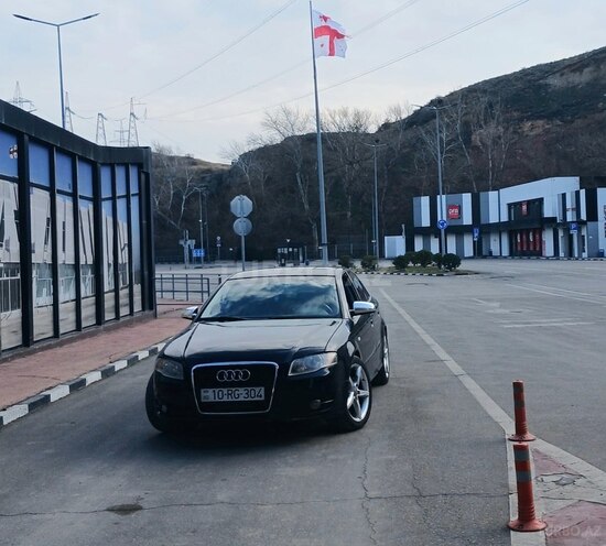 Audi A4 2005, 199,000 km - 2.0 l - Bakı