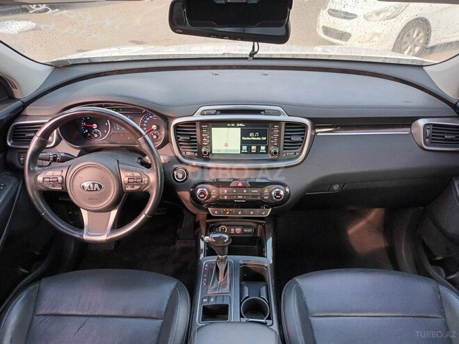 Kia Sorento-3
