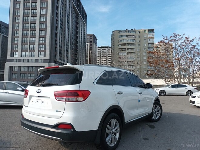 Kia Sorento-2