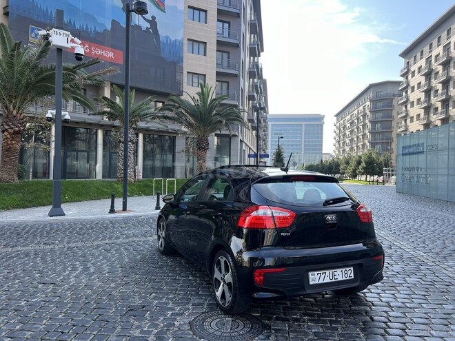 Kia Rio 2015, 158,123 km - 1.6 l - Bakı