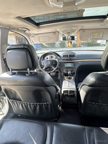 Mercedes E 350 2007, 243,000 km - 3.5 l - Bakı