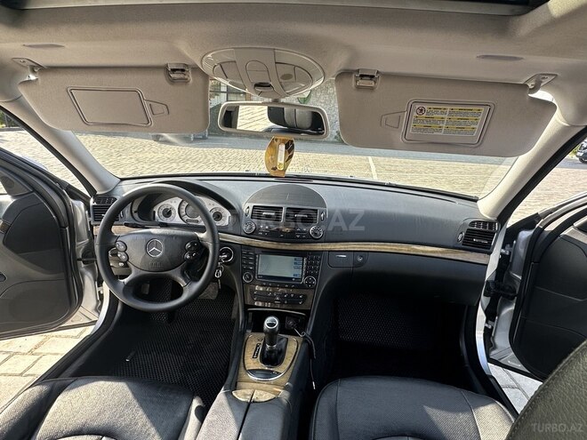 Mercedes E 350 2007, 243,000 km - 3.5 l - Bakı