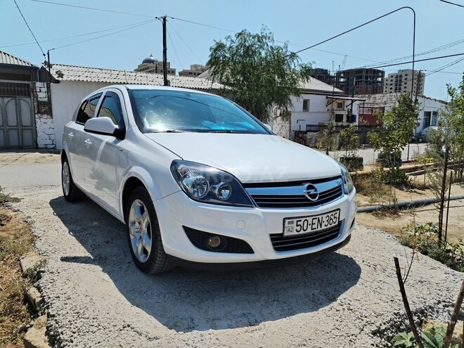 Opel Astra 2010, 194,150 km - 1.3 l - Bakı
