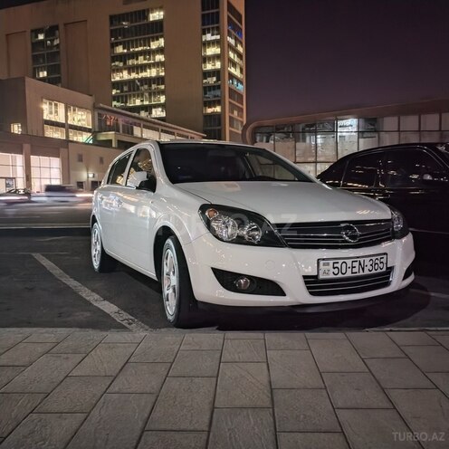 Opel Astra 2010, 194,150 km - 1.3 l - Bakı