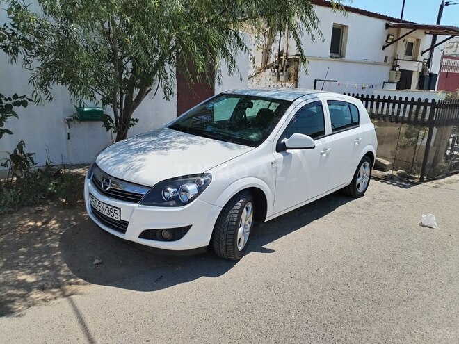 Opel Astra 2010, 194,150 km - 1.3 l - Bakı