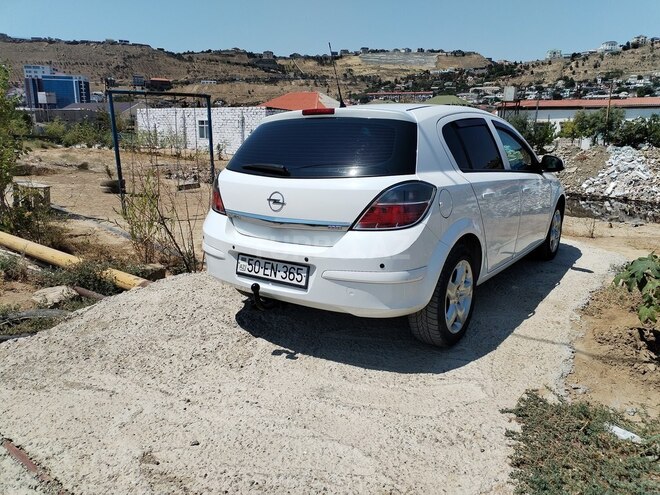 Opel Astra 2010, 194,150 km - 1.3 l - Bakı
