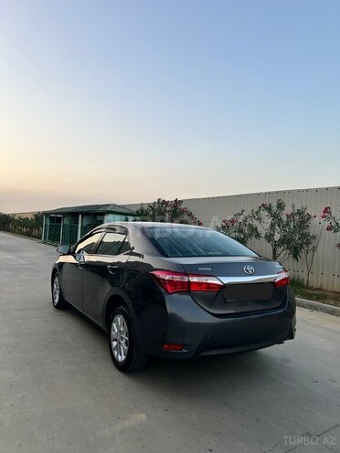 Toyota Corolla 2013, 220,350 km - 1.6 l - Bakı