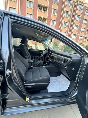 Toyota Corolla 2013, 220,350 km - 1.6 l - Bakı