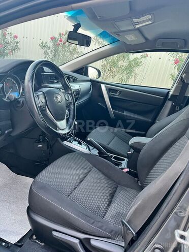 Toyota Corolla 2013, 220,350 km - 1.6 l - Bakı