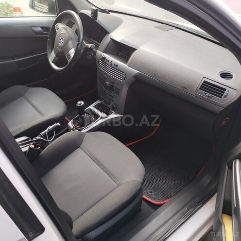 Opel Astra 2010, 194,150 km - 1.3 l - Bakı