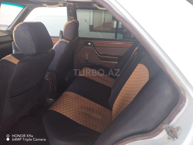 Mercedes E 200 1991, 999,999 km - 2.0 l - Tovuz