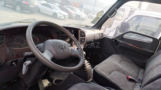 Hyundai HD-65 2009, 260,000 km - 3.9 л - Bakı