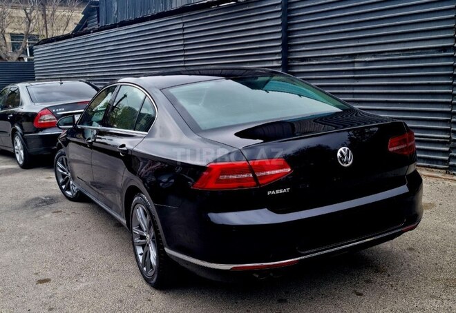 Volkswagen Passat 2018, 138,000 km - 1.8 л - Bakı