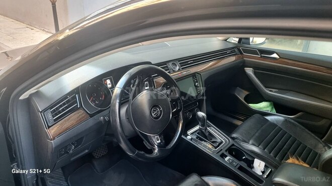 Volkswagen Passat 2018, 138,000 km - 1.8 л - Bakı