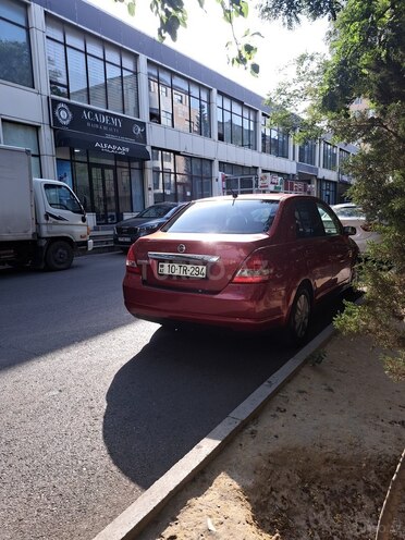 Nissan Tiida-2