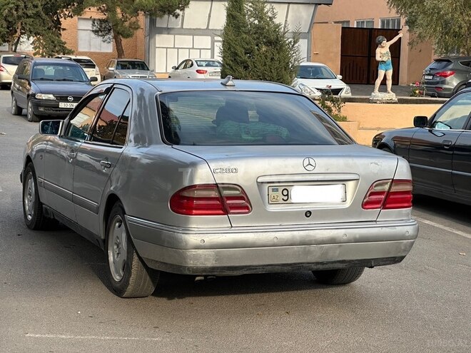 Mercedes E 280 1998, 401,232 km - 2.8 l - Bakı