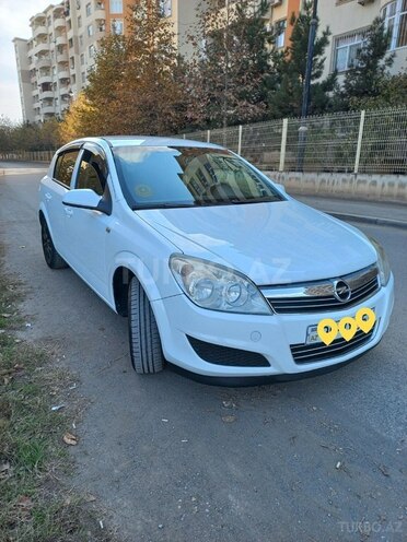 Opel Astra 2009, 229,600 km - 1.4 l - Gəncə
