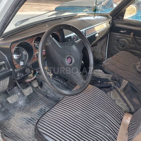 GAZ 24 1990, 346,000 km - 2.4 l - Tovuz
