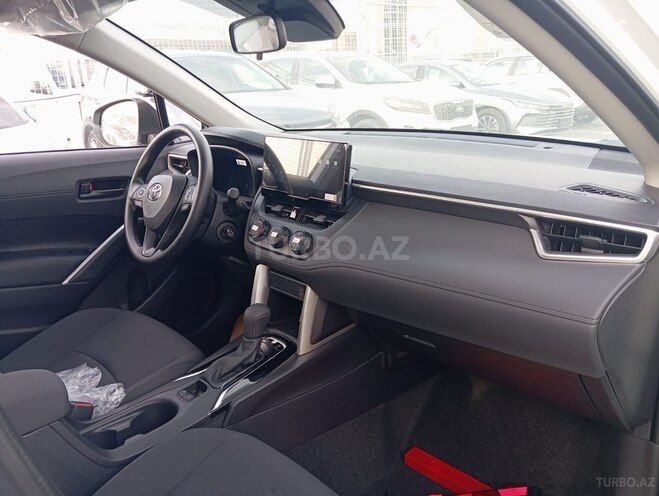 Toyota Corolla Cross 2024, 0 km - 2.0 л - Bakı