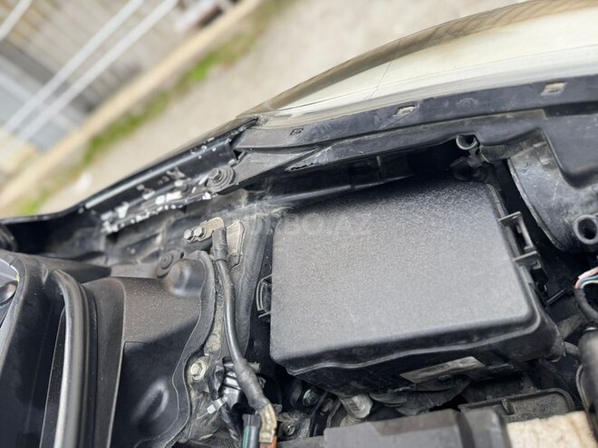 Hyundai Elantra 2016, 300,000 km - 1.8 l - Bakı