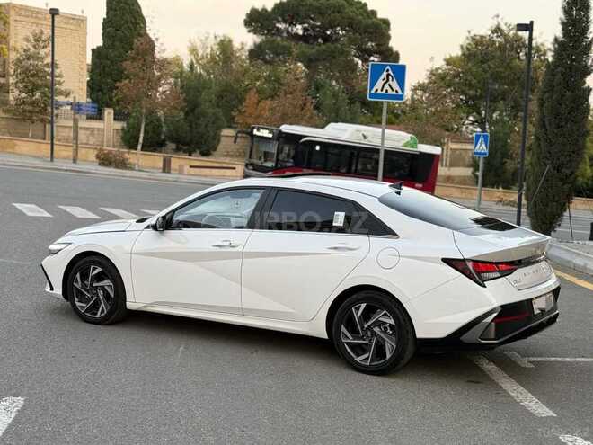 Hyundai Elantra 2024, 12,000 km - 1.5 л - Bakı