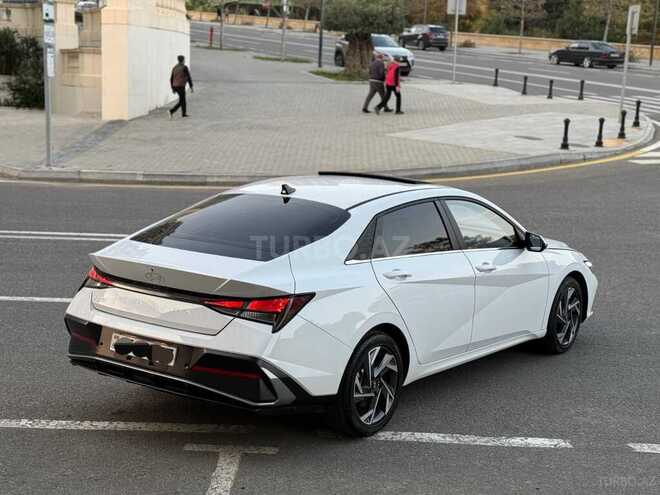 Hyundai Elantra 2024, 12,000 km - 1.5 л - Bakı