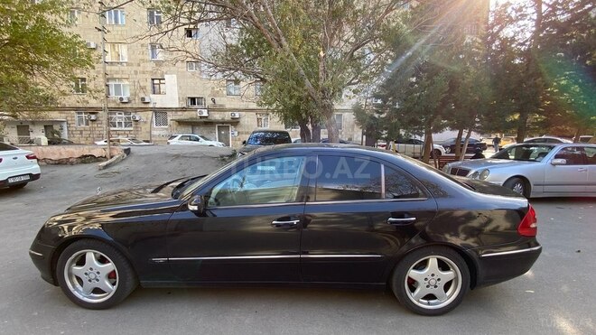 Mercedes E 320 2002, 263,000 km - 3.2 l - Bakı