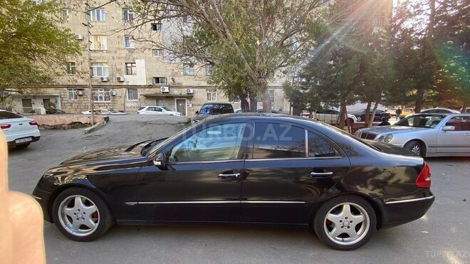 Mercedes E 320 2002, 263,000 km - 3.2 l - Bakı