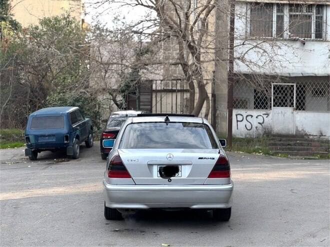 Mercedes C 240 1999, 231,122 km - 2.4 l - Bakı