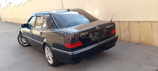 Mercedes C 230 1999, 396,000 km - 2.3 l - Bakı