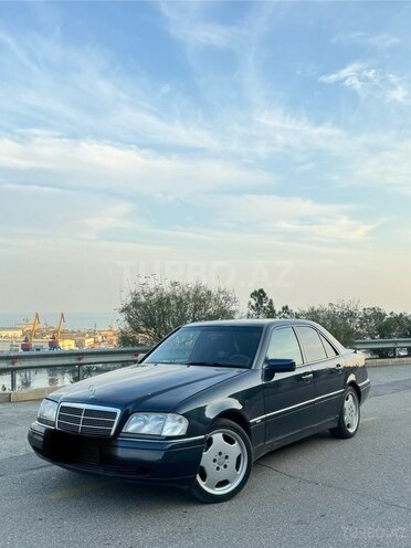 Mercedes C 220 1997, 250,000 km - 2.2 l - Bakı
