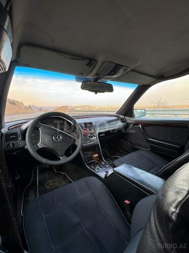 Mercedes C 220 1997, 250,000 km - 2.2 l - Bakı