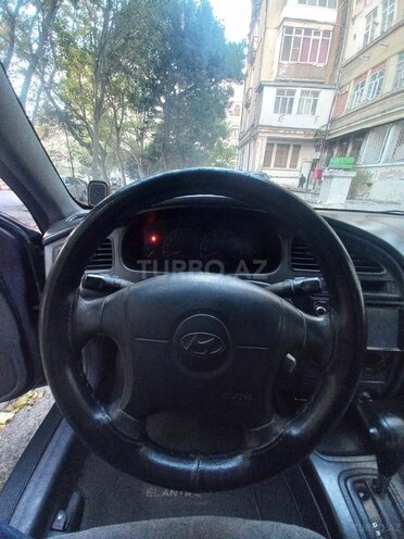 Hyundai Elantra 2002, 279,000 km - 2.0 л - Bakı