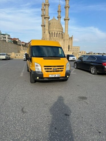 Ford Transit-3