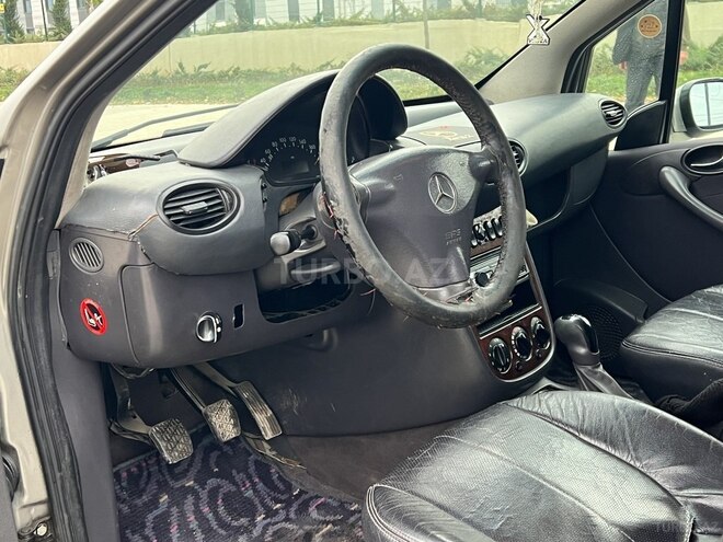 Mercedes A 160 2003, 230,000 km - 1.6 л - Xudat