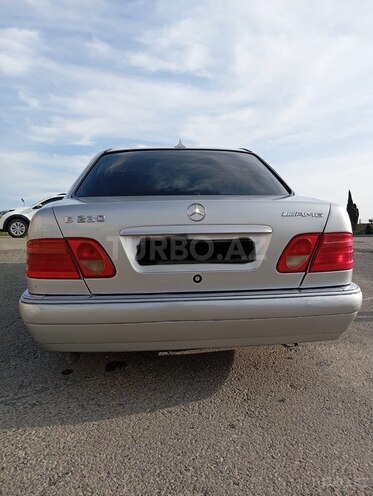 Mercedes E 230 1996, 335,000 km - 2.3 l - Bakı
