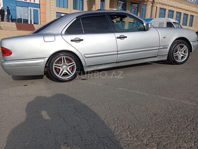Mercedes E 230 1996, 335,000 km - 2.3 l - Bakı