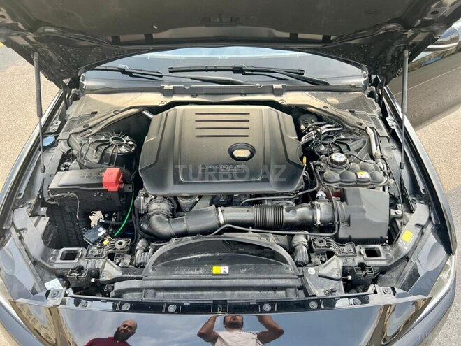 Jaguar XE 2016, 94,000 km - 2.0 l - Bakı