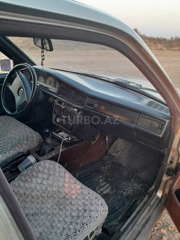 Mercedes 190 1990, 234,470 km - 2.0 l - İsmayıllı