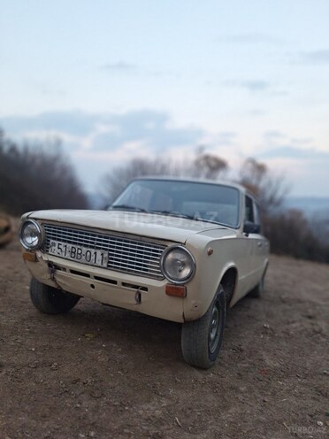 LADA (VAZ) 21011 1987, 90,000 km - 1.3 l - Tovuz
