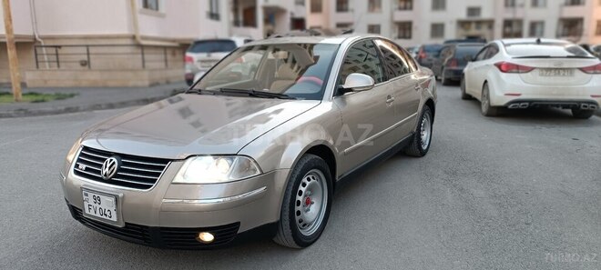 Volkswagen Passat 2004, 248,527 km - 1.8 l - Bakı