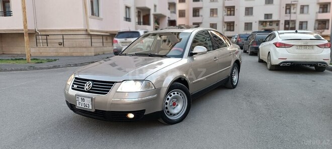 Volkswagen Passat 2004, 248,527 km - 1.8 l - Bakı