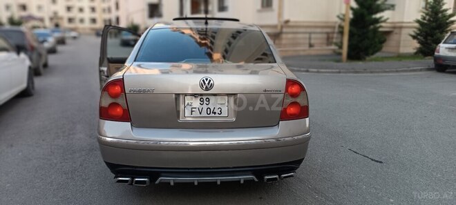 Volkswagen Passat 2004, 248,527 km - 1.8 l - Bakı
